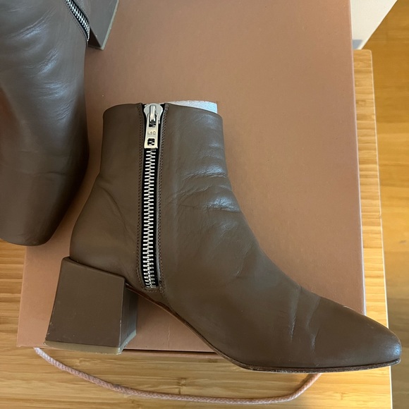 LoQ Lazaro Ankle Boots in Mink Leather, Size 38 - Picture 4 of 14